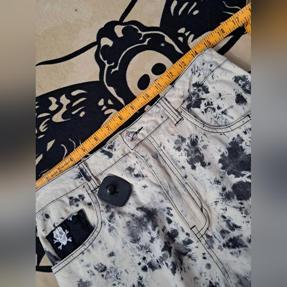Club Exx × RAGE custom grim reaper tie dyed OOAK shorts! Rdy! - Picture 10 of 10